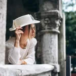 How to Dress for Different Climates: A Traveler’s Guide