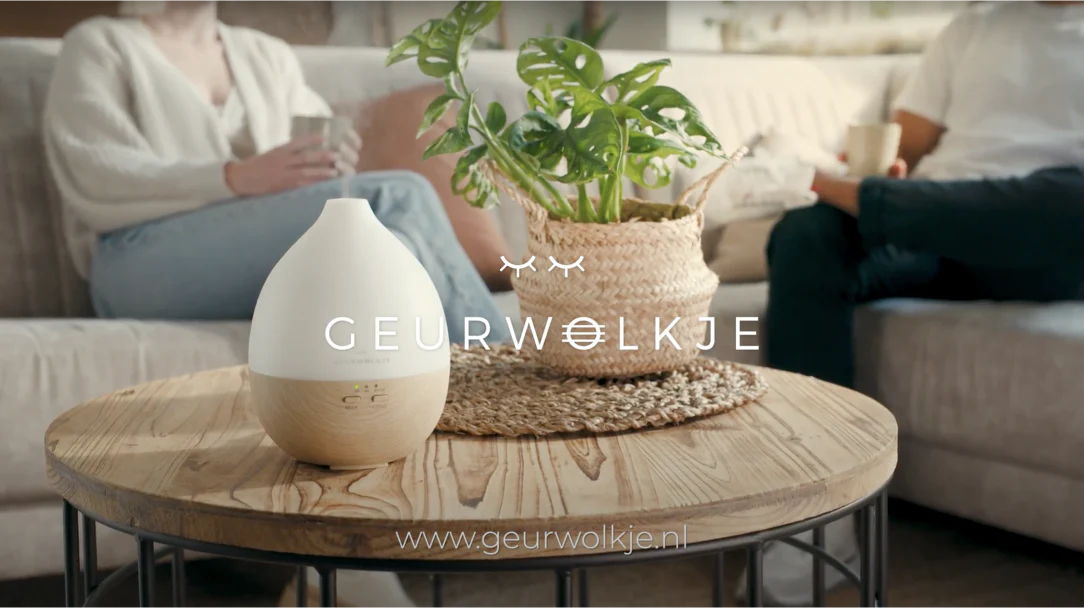 De Magie van Aromatherapie Thuis: Waarom Geurwolkje de Beste Keuze Is